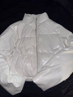Fashion Nova White Shiny Cropped Puffer Jacket